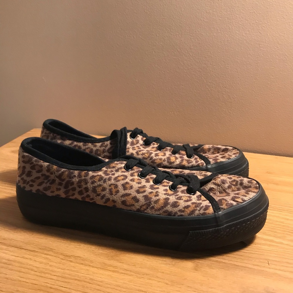 Cheetah print platform sneakers